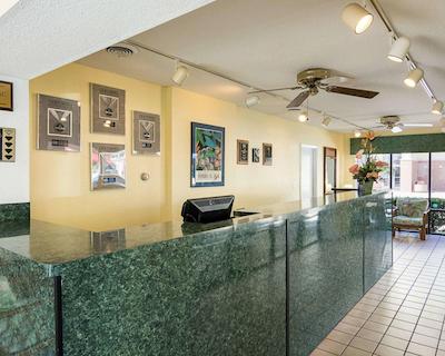 اکنو لج اُن د اُسین