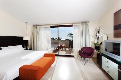 دن کارلز لیسور ریزرت اند اسپا