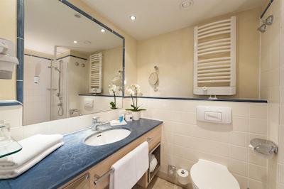 درینت استراندهتل بینز/روجن