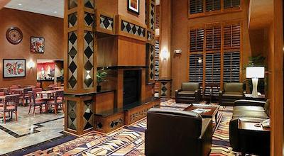 هامپتون این اند سویتز کارسُن سیتی