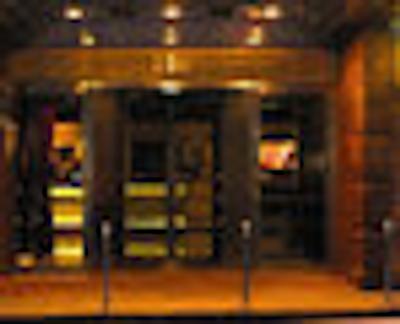 دومنت نیک ان افینیا هتل