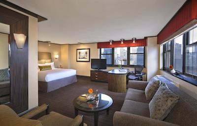 دومنت نیک ان افینیا هتل