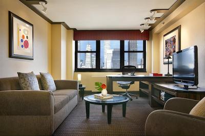 دومنت نیک ان افینیا هتل