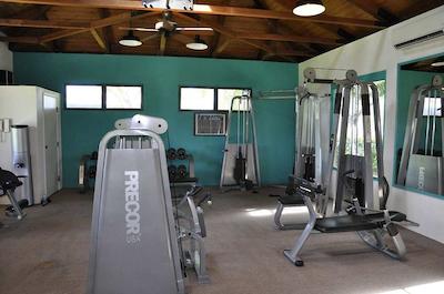 کهالا سویتز بای هیلتون گراند واکیشنز کلوب