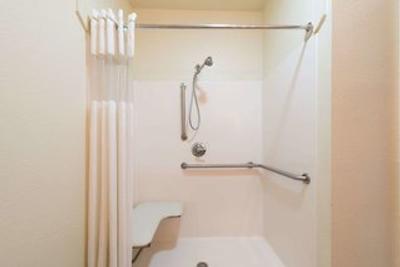 رامادا گاتسویل