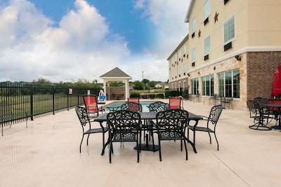 رامادا گاتسویل