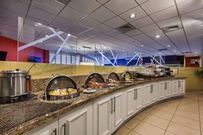 هیلتون گاردن این فنیکس میدتون