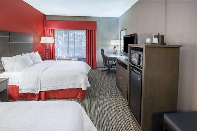 هامپتون این اند سویتز تمکولا