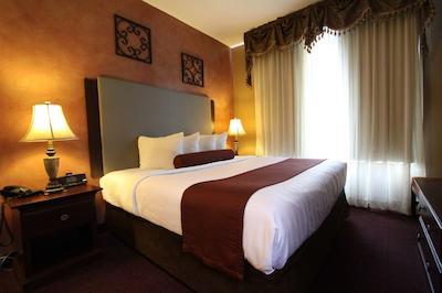 بست وسترن پلاس هانافرد این اند سویتز