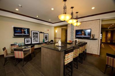 هامپتون این گالوپ-وست