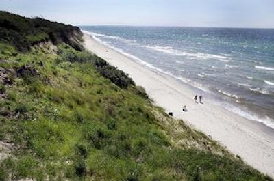 درینت استراندریزرت اند اسپا اُستسیباد ووسترو