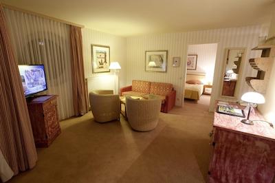 درینت استراندریزرت اند اسپا اُستسیباد ووسترو