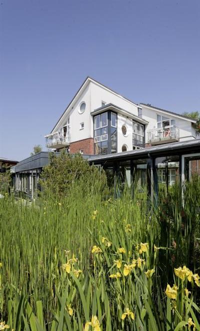 درینت استراندریزرت اند اسپا اُستسیباد ووسترو