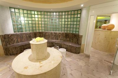 درینت استراندریزرت اند اسپا اُستسیباد ووسترو