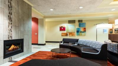 هلید این اکسپرز هتل اند سویتز نرد اسیتل-شرلین