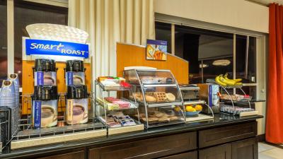 هلید این اکسپرز هتل اند سویتز نرد اسیتل-شرلین