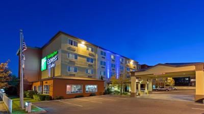 هلید این اکسپرز هتل اند سویتز نرد اسیتل-شرلین