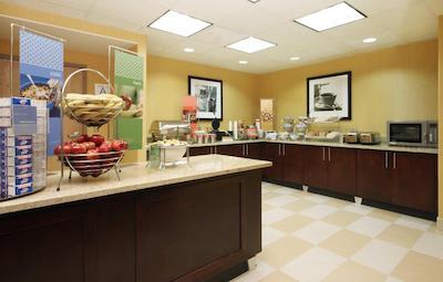 هامپتون این اند سویتز اُنتاریو