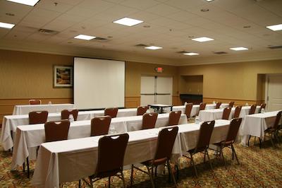 هامپتون این لویسویل دونتون