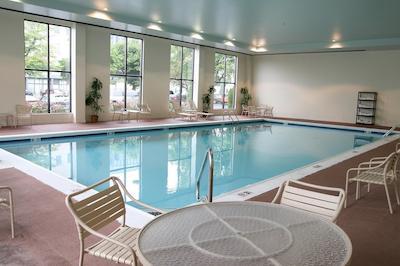 هامپتون این لویسویل دونتون