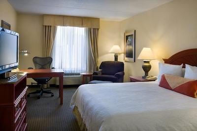 هیلتون گاردن این دترویت/دونتون