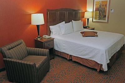 هامپتون این نرفلک/چساپیک (گرینبریر اریا)