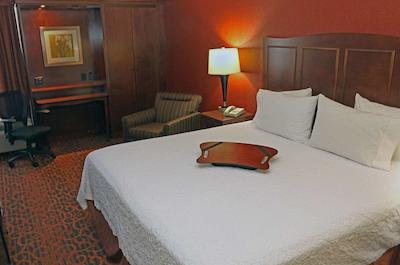 هامپتون این نرفلک/چساپیک (گرینبریر اریا)