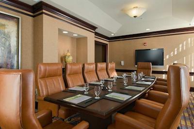 هیلتون پرسیدنت کانساز سیتی