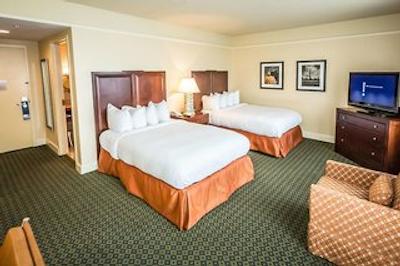 هیلتون پرسیدنت کانساز سیتی