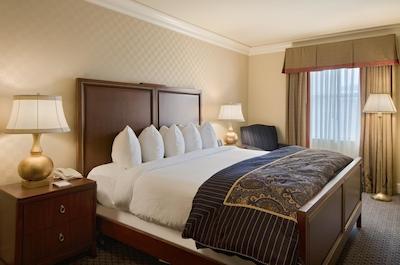 هیلتون پرسیدنت کانساز سیتی