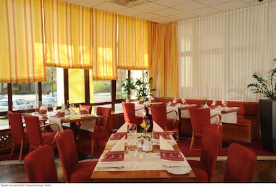 امبر اکنتل برلین چارلتنبورگ