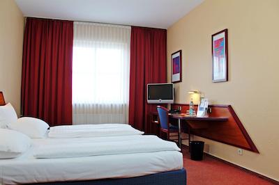 امبر اکنتل برلین چارلتنبورگ