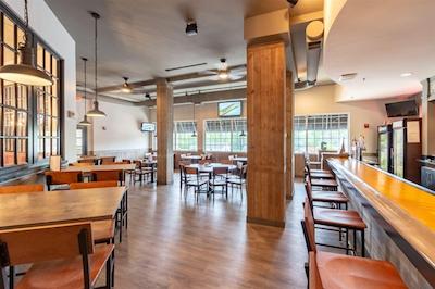 هلید این پپلار بلوف