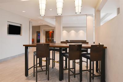 هلید این پپلار بلوف