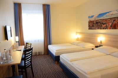 اکنتل هتل مونچن