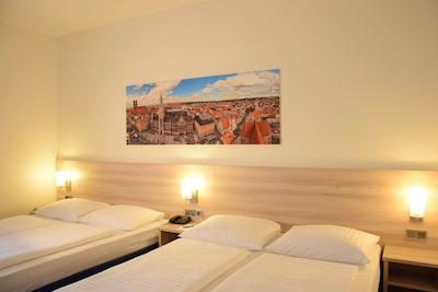 اکنتل هتل مونچن