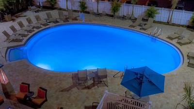 بست وسترن پلاس سیستا کی گاتو