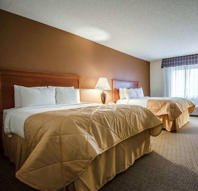 کلارین هتل کنفرنس سنتر-نرد