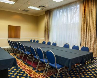 کلارین هتل کنفرنس سنتر-نرد