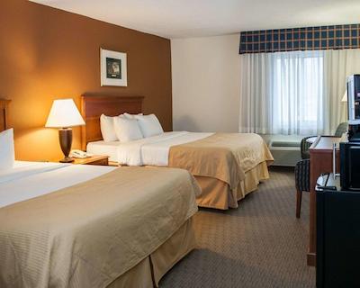 کلارین هتل کنفرنس سنتر-نرد