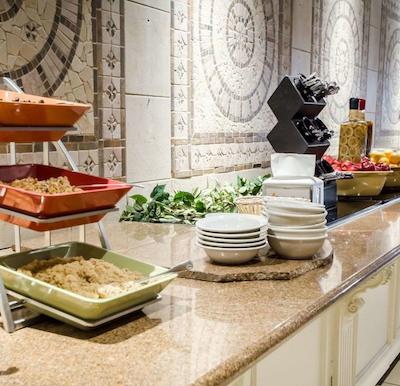 کلارین هتل کنفرنس سنتر-نرد