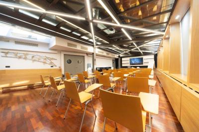 اناتیا پالاس