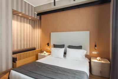 اناتیا پالاس