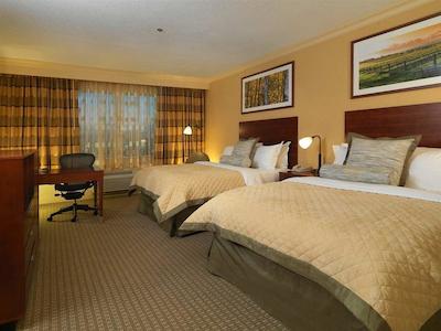 دوبلتری بای هیلتون هتل دالاز-لو فیلد