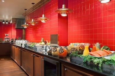 دوبلتری بای هیلتون هتل دالاز-لو فیلد