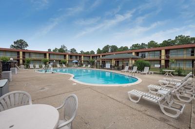 رد روف این کلومبوز فنیکس سیتی