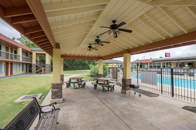 رد روف این کلومبوز فنیکس سیتی