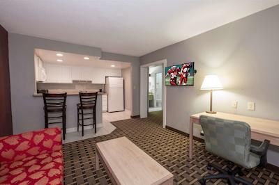 رد روف این کلومبوز فنیکس سیتی