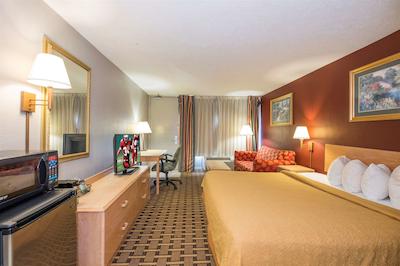 رد روف این کلومبوز فنیکس سیتی