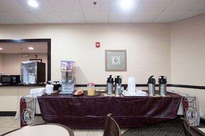 رد روف این کلومبوز فنیکس سیتی